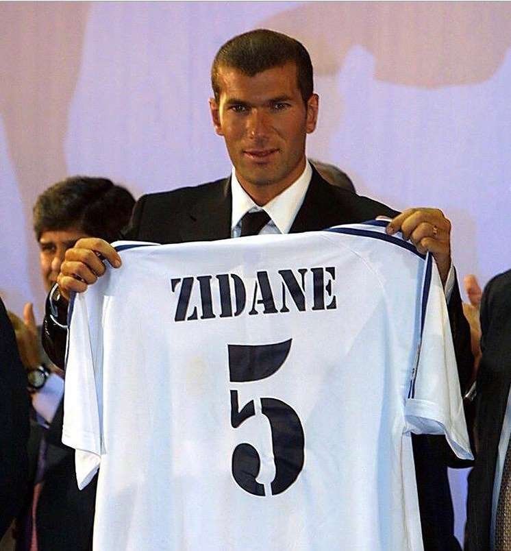 Zinedine Zidane,Wiki, Biography, family,Age, Net Worth, Height and More.